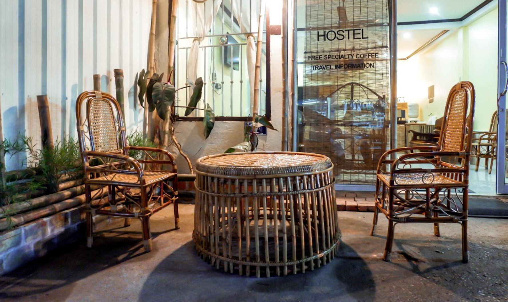Non Pakse Hostel & Coffee House מראה חיצוני תמונה