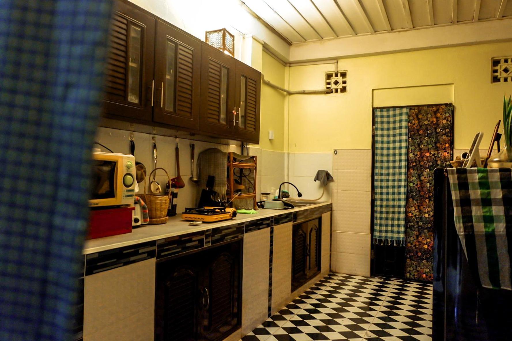 Non Pakse Hostel & Coffee House מראה חיצוני תמונה