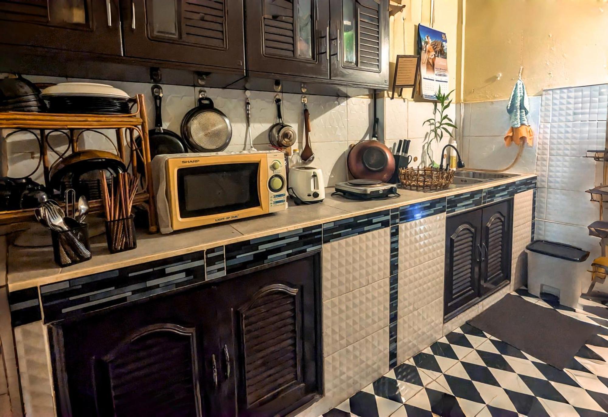 Non Pakse Hostel & Coffee House מראה חיצוני תמונה